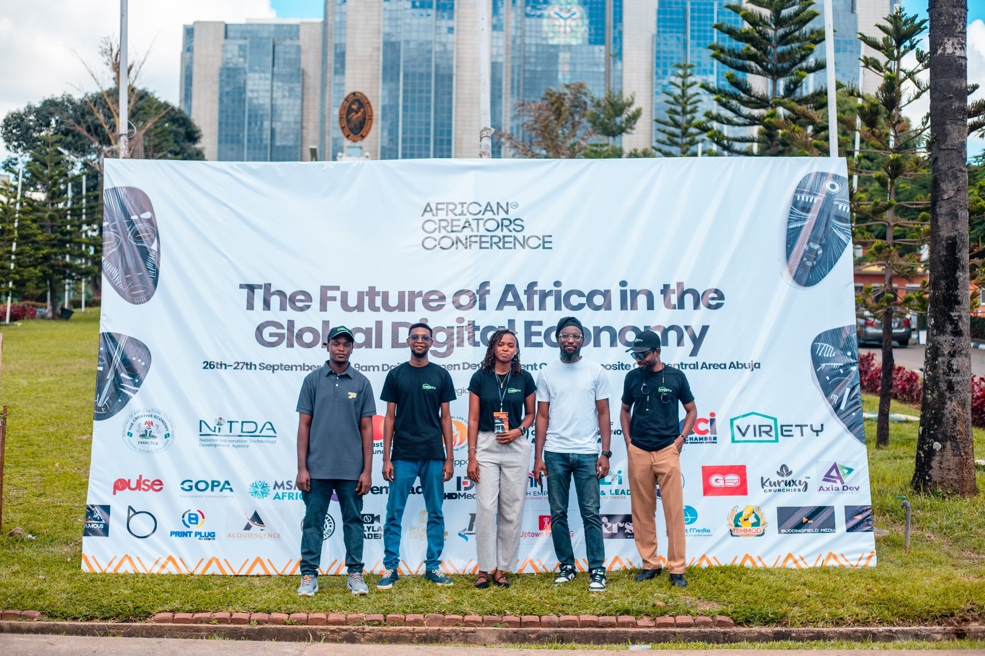 VR Headset - Featured Article